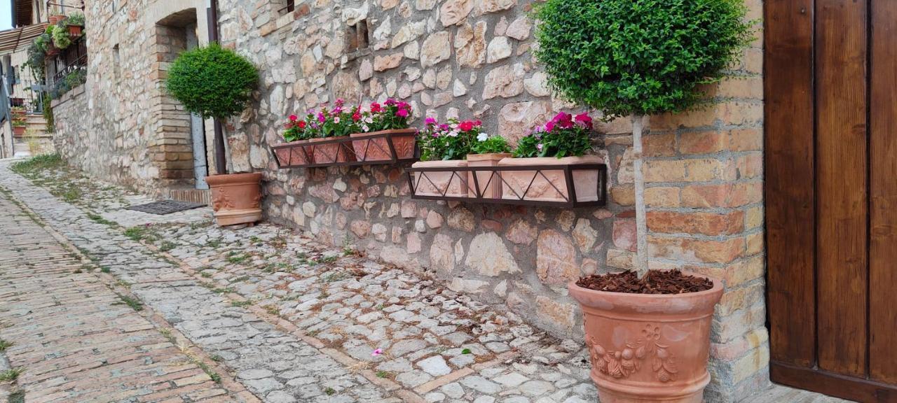 Villa Dimora Porta Venere Spello Exterior foto